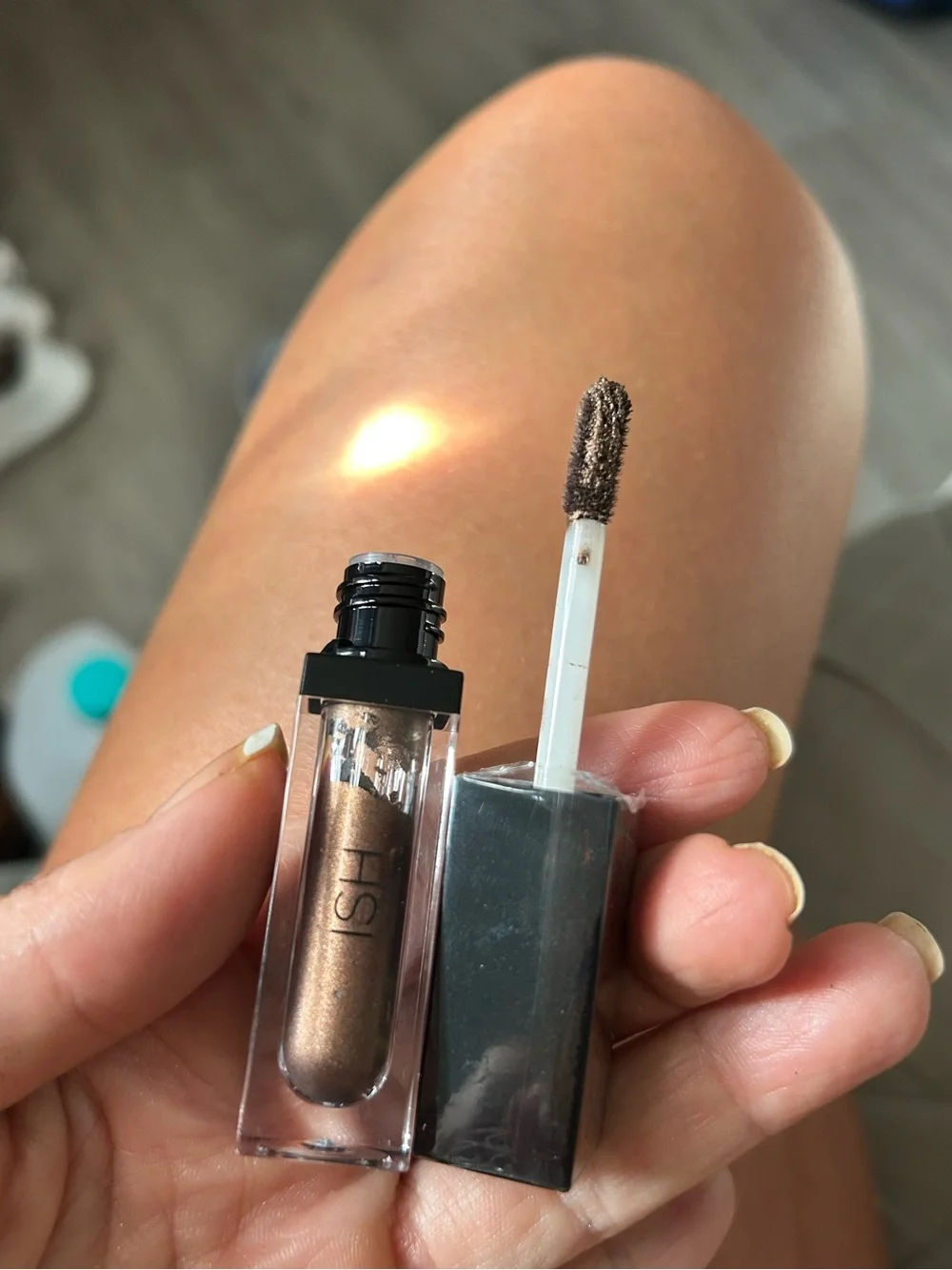 ISH Liquid Eyeshadow - Antique Chestnut Metallic Bronze